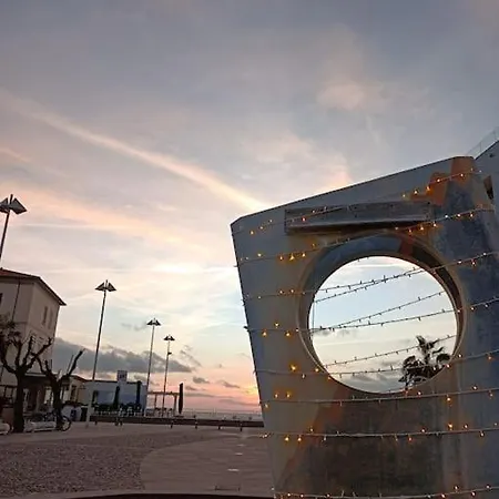 Casa Rosa Marina Di